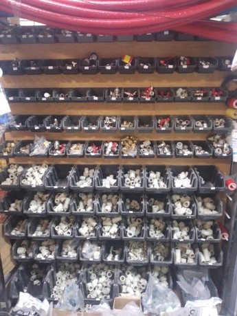 sukajemo-vantaznika-v-cerkasax-v-budmagazin-big-1