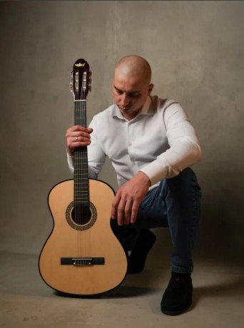 klasicna-gitara-shark-music-nova-vid-magazinu-big-4